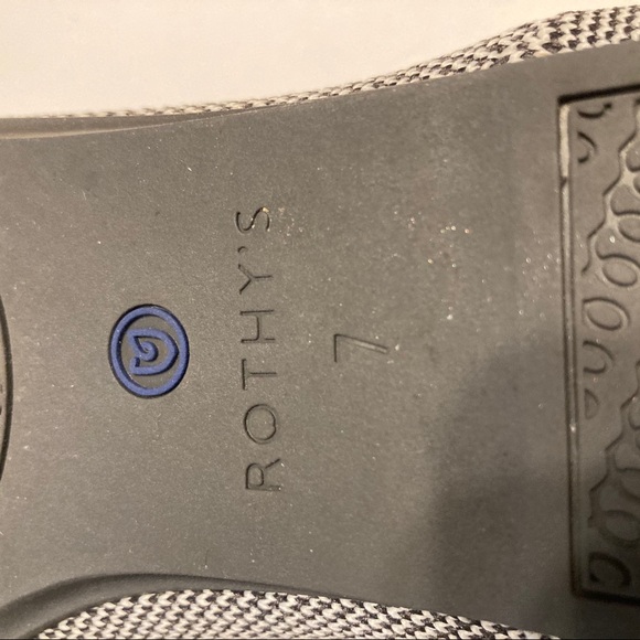 Rothy’s Round Toe Cherry Ribbon Flats Size 7 - Picture 5 of 7